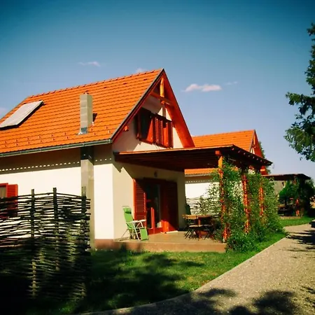 éden Park Vízvár * Vizvar